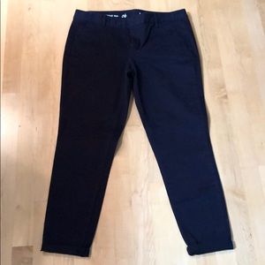 Gap Navy blue khakis size 6